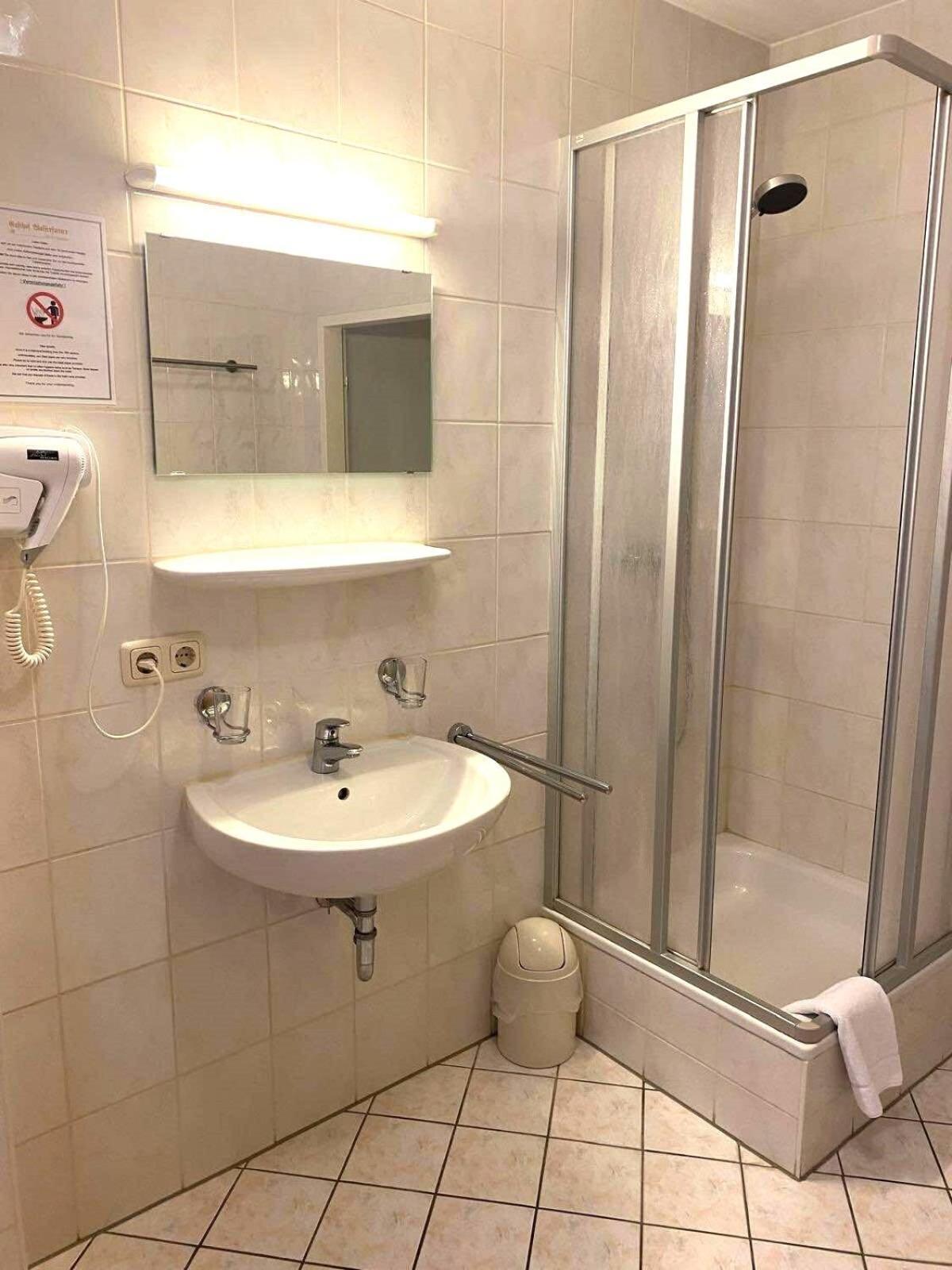 Gasthof Wolferstetter Vilshofen an der Donau Szoba fotó