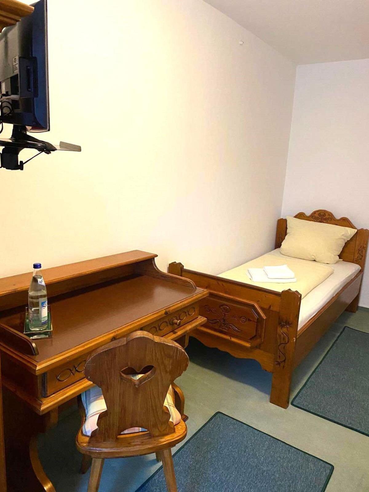 Gasthof Wolferstetter Vilshofen an der Donau Szoba fotó